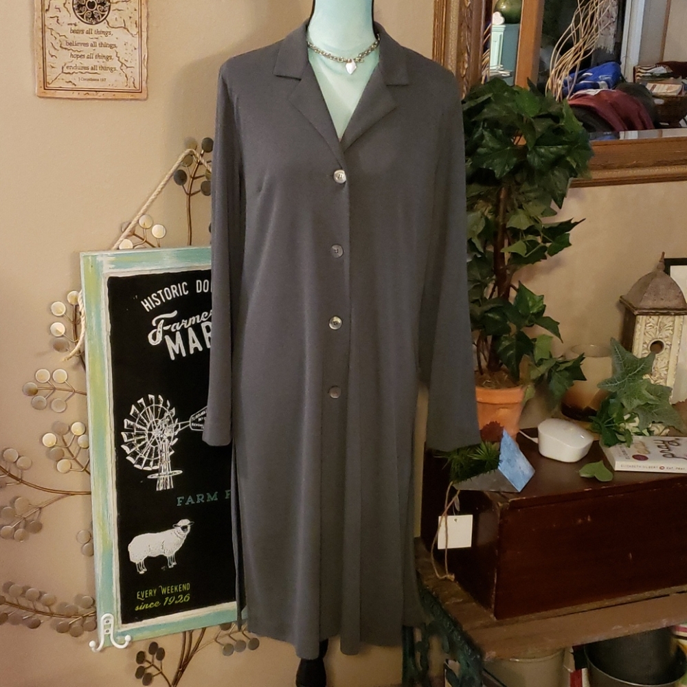 FattanehBahari Long Sleeve Long Gray Cover Size 12